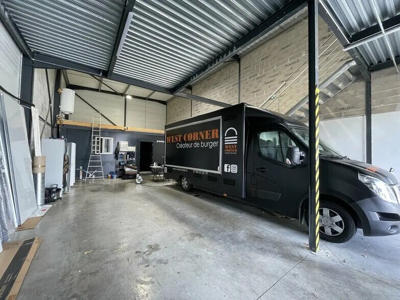 Local d’activités dans Pompignac à louer - Photo intérieure – Image 3 sur 8