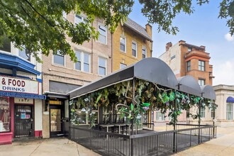 1813-1815 Adams Mill Rd NW, Washington, DC à louer Photo intérieure– Image 2 sur 13