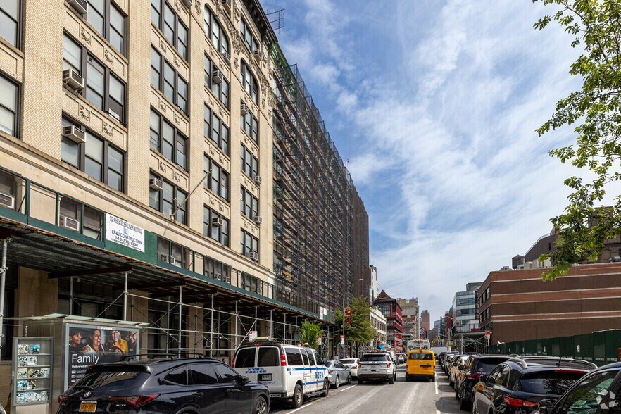 139-149 Centre St, New York, NY à louer - Photo de l’immeuble – Image 2 sur 2