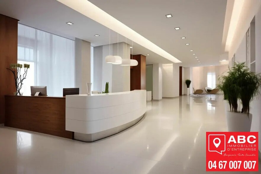 Bureau dans Perpignan à louer - Hall d’entrée – Image 1 sur 4