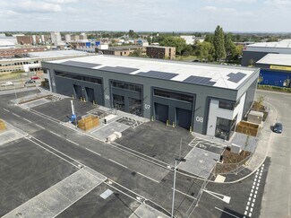 Plus de détails pour Bullfinch Close, Patchway - Industriel/Logistique à louer