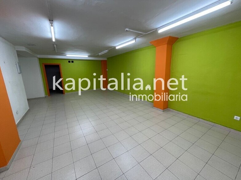 Local commercial dans València, Valencia à louer - Photo de l’immeuble – Image 3 sur 6