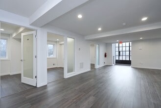 457 Rt-79, Morganville, NJ à louer Photo intérieure– Image 2 sur 6