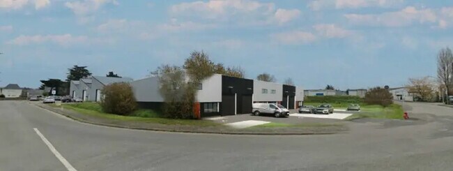 Plus de détails pour Local d’activités à vendre