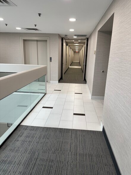 26206 W 12 Mile Rd, Southfield, MI à louer - Photo intérieure – Image 3 sur 12