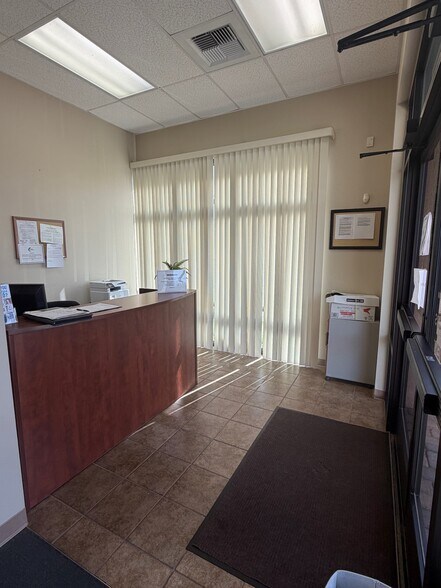 10655 Professional Circle Dr, Reno, NV à louer - Photo de l’immeuble – Image 2 sur 8