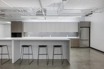 303 2nd St, San Francisco, CA à louer Photo intérieure– Image 1 sur 10