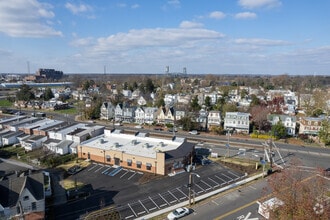 218 W Broad St, Burlington, NJ - VUE AÉRIENNE  vue de carte