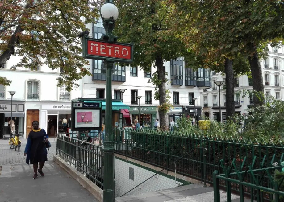 Local commercial dans Paris à louer Photo de l’immeuble– Image 1 sur 5