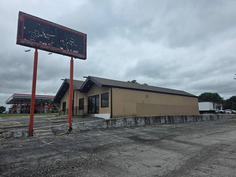 12810 S Us-71 Hwy, Grandview, MO à vendre - Photo de l’immeuble – Image 3 sur 4