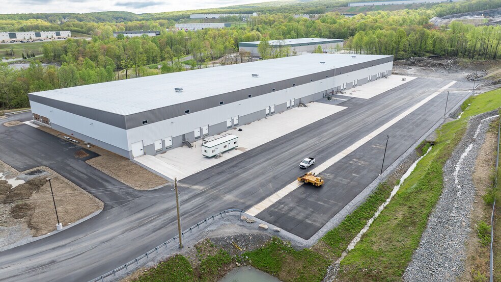 525 Research, Pittston Township, PA à louer - Aérien – Image 2 sur 5