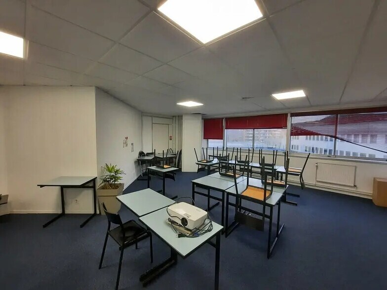 Bureau dans Rouen à louer - Photo de l’immeuble – Image 3 sur 11