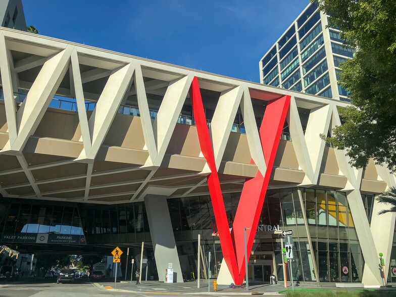 542 N Miami Ave, Miami, FL à louer - Photo de l’immeuble – Image 3 sur 30