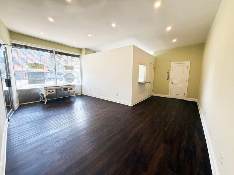 1185 Elizabeth Ave, Elizabeth, NJ à louer - Photo de l’immeuble – Image 3 sur 20