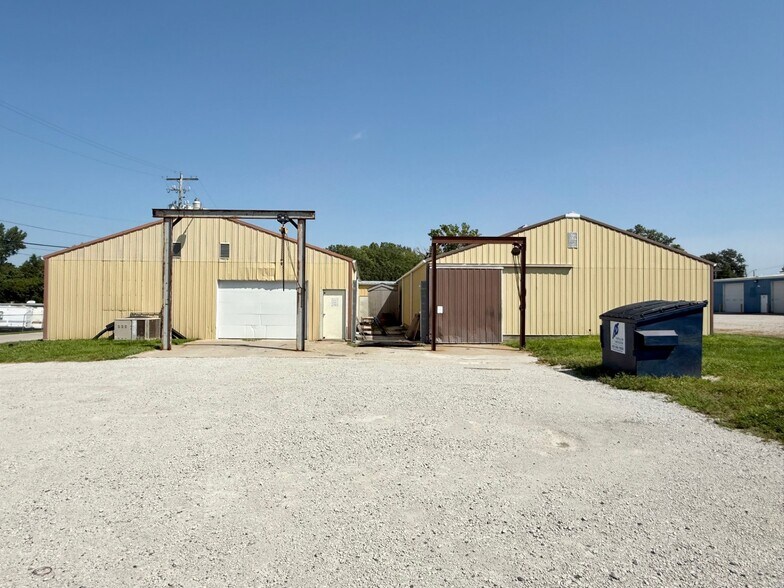 1115 Race St, Plattsmouth, NE à louer - Photo de l’immeuble – Image 3 sur 4