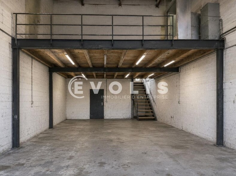 Industriel/Logistique dans Noisy-le-Sec à vendre - Photo intérieure – Image 1 sur 2