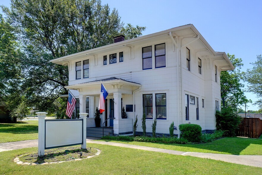 1116 Lamar Ave, Paris, TX à vendre - Photo de l’immeuble – Image 2 sur 34