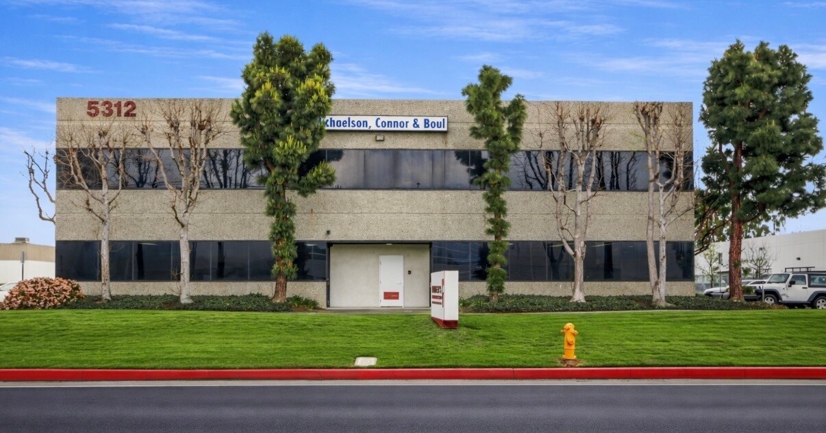 5312 Bolsa Ave, Huntington Beach, CA à louer Photo principale– Image 1 sur 8