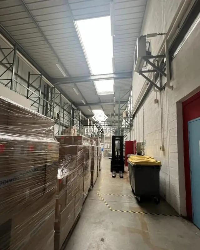 Plus de détails pour Industriel/Logistique à vendre