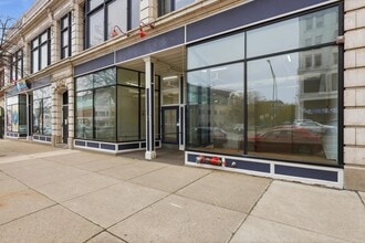 910 Main St, Buffalo, NY à louer Photo intérieure– Image 2 sur 23