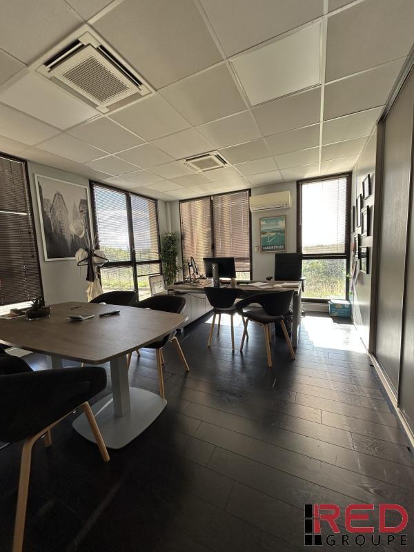 Plus de détails pour Bureau à louer