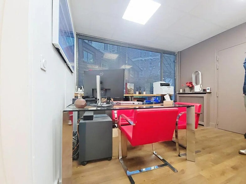 Bureau dans Paris à vendre - Photo de l’immeuble – Image 3 sur 4