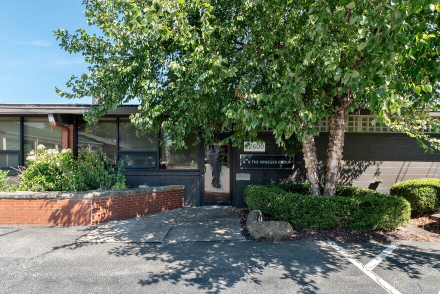 12600 Triskett Rd, Cleveland, OH à louer - Photo de l’immeuble – Image 2 sur 15