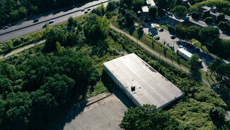 Plus de détails pour 90 Salmon St, Providence, RI - Industriel/Logistique à louer