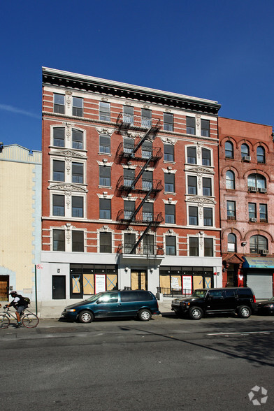 2228 Adam Clayton Powell Jr Blvd, New York, NY à vendre - Photo de l’immeuble – Image 2 sur 3