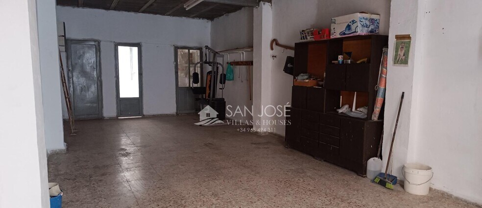 Industriel/Logistique dans Aspe, Alicante à vendre - Photo de l’immeuble – Image 3 sur 10