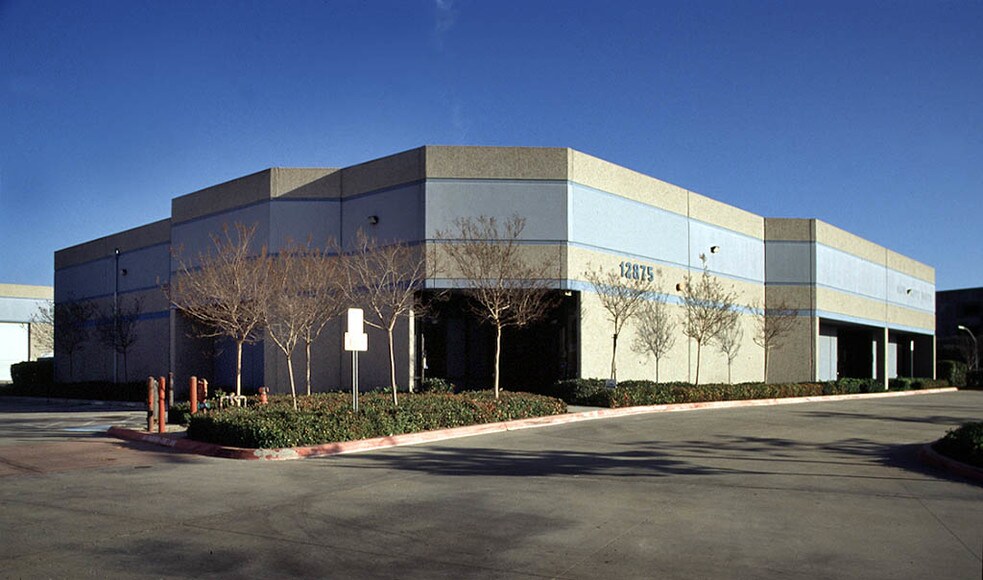 12875 Brookprinter Pl, Poway, CA à louer - Photo de l’immeuble – Image 3 sur 13