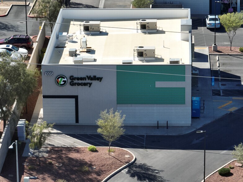 1005 American Pacific Way, Henderson, NV à vendre - Photo de l’immeuble – Image 3 sur 8