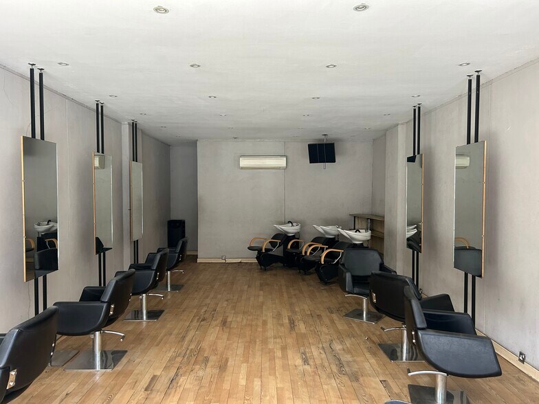 107 High St, Croydon à louer - Photo de l’immeuble – Image 3 sur 3
