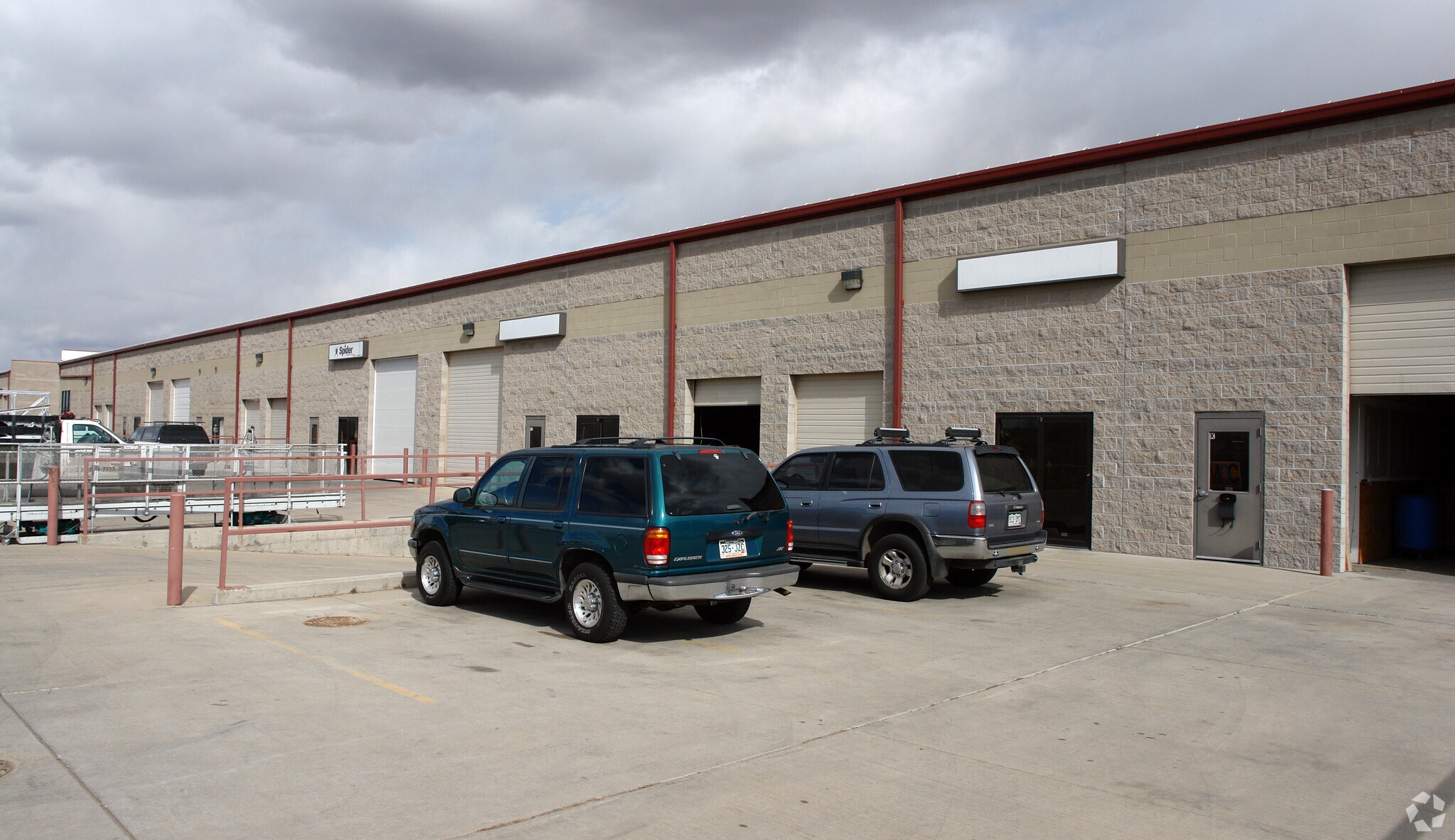 6340 E 58th Ave, Commerce City, CO à louer Photo principale– Image 1 sur 6