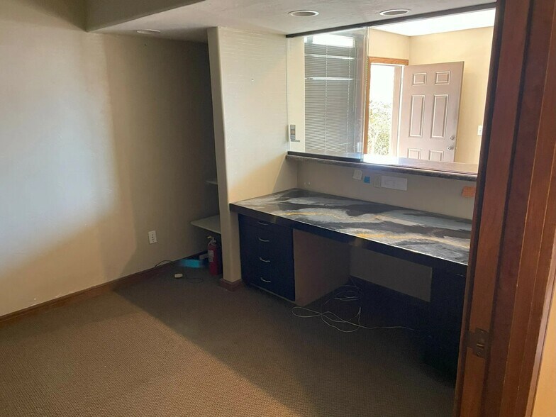 6406 N Santa Fe Ave, Oklahoma City, OK à louer - Photo intérieure – Image 3 sur 11