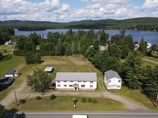 Plus de détails pour 820 Colebrook Rd, Errol, NH - Hôtellerie à vendre