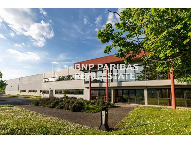 Plus de détails pour Bureau à louer