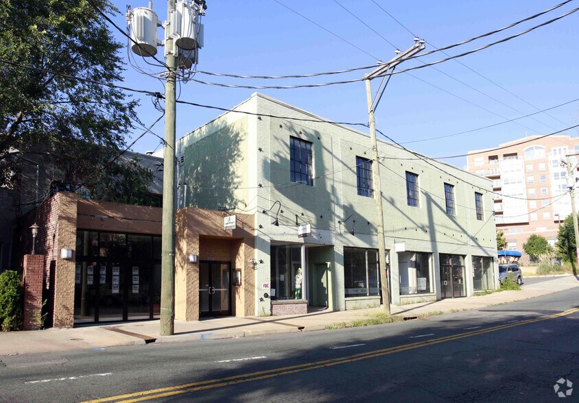 216-218 W Water St, Charlottesville, VA à vendre - Photo de l’immeuble – Image 2 sur 36