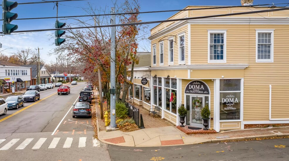 562-572 Main St, Branford, CT à vendre - Photo de l’immeuble – Image 2 sur 7