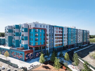 Plus de détails pour 50 Salt St, Revere, MA - Local commercial à louer