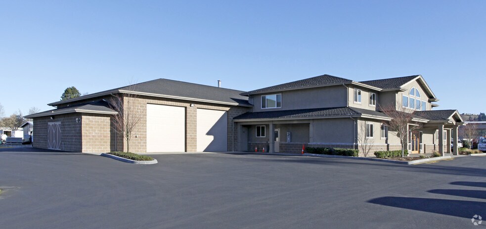 1813 137th Ave E, Sumner, WA à louer - Photo de l’immeuble – Image 2 sur 8