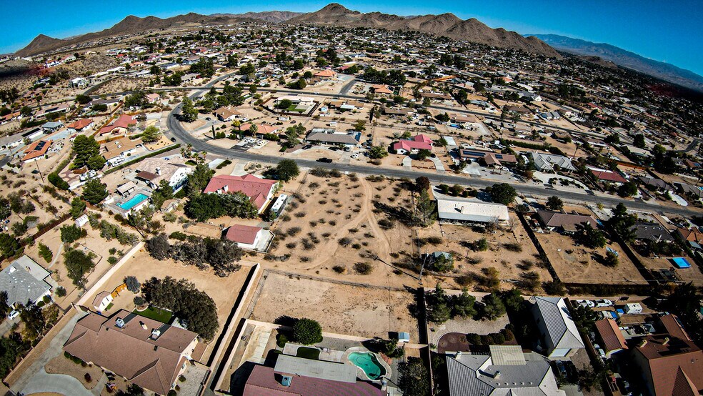 18768 Munsee Rd, Apple Valley, CA à vendre - Photo de l’immeuble – Image 2 sur 9