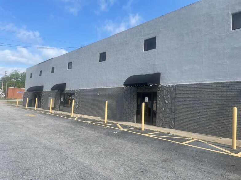 6714 Highway 85, Riverdale, GA à vendre - Photo de l’immeuble – Image 2 sur 9