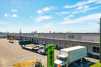 Plus de détails pour 4701-4775 Distribution Dr, Tampa, FL - Industriel/Logistique à louer