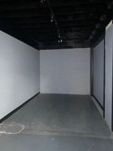 50-62 W Main St, Chillicothe, OH à louer Photo intérieure– Image 2 sur 9