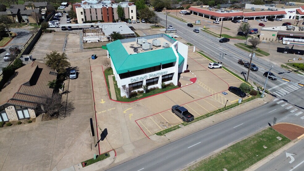 2901 Brown Trl, Bedford, TX à vendre - Photo de l’immeuble – Image 2 sur 8