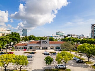 Plus de détails pour 20401 Biscayne Blvd, Aventura, FL - Local commercial à louer