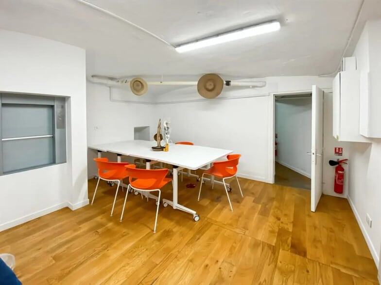 Bureau dans Paris à louer - Photo de l’immeuble – Image 3 sur 8