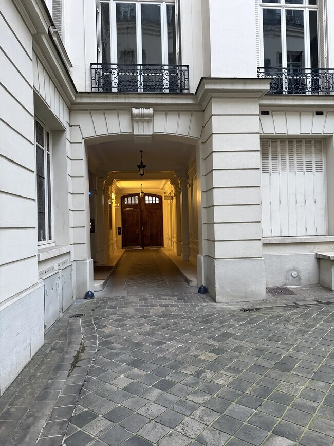 Plus de détails pour Bureau à louer