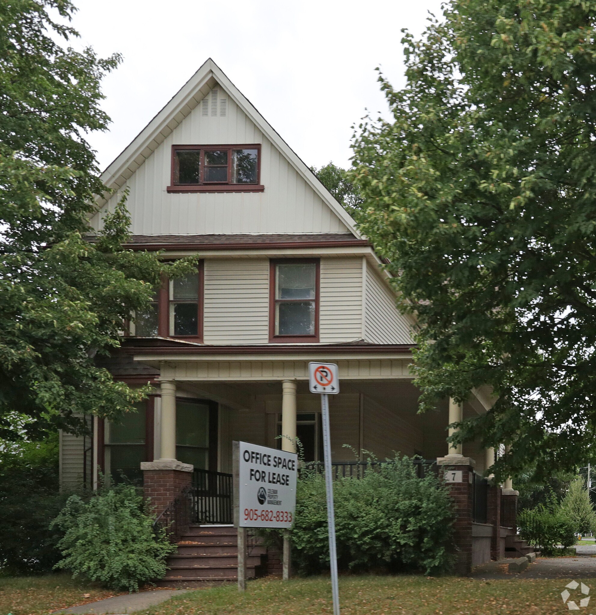 7 Welland Ave, St Catharines, ON à vendre Photo principale– Image 1 sur 8